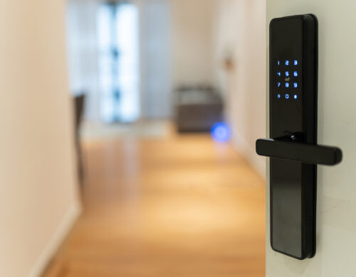 Simplifying Vacation Rentals With Electronic Locks